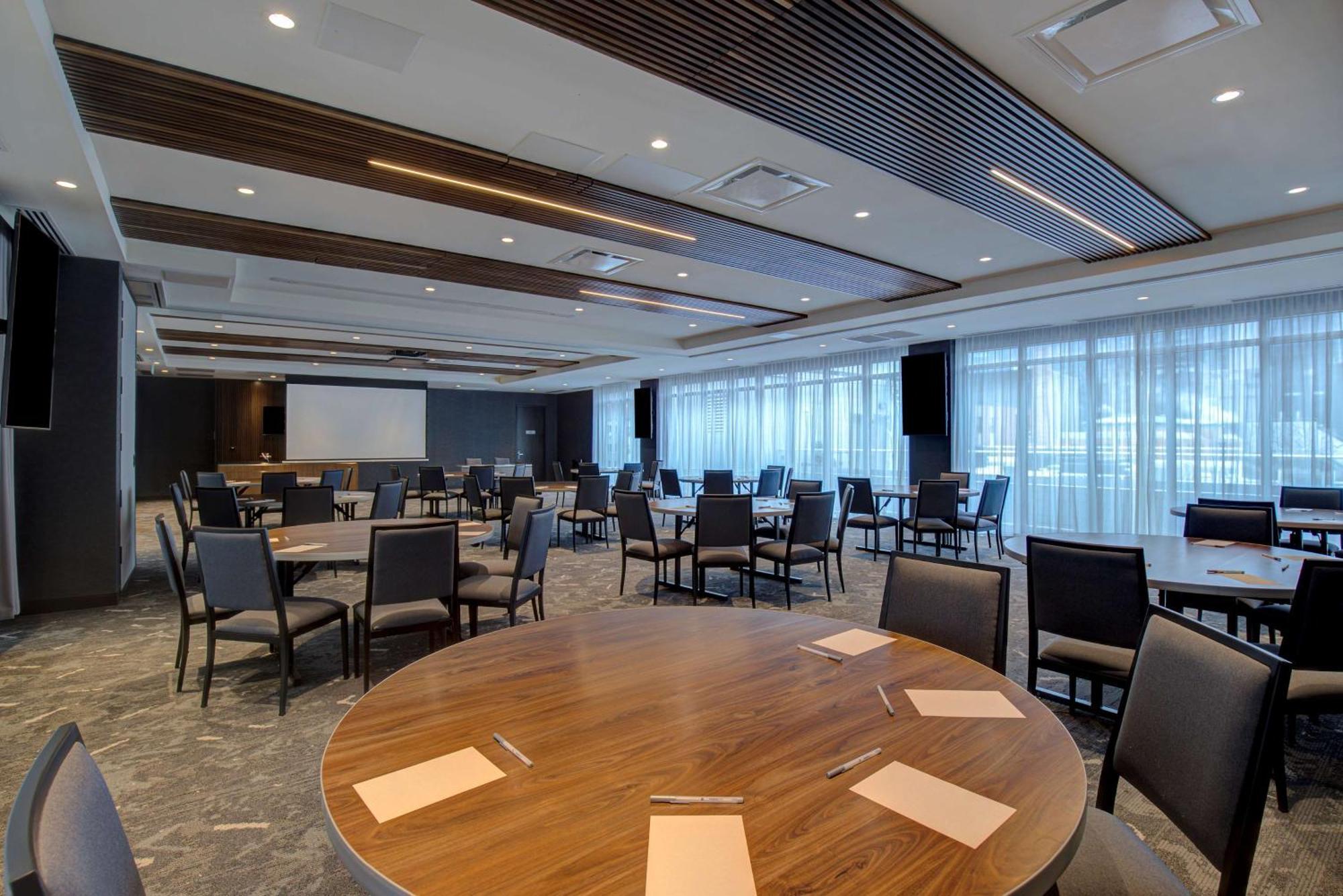 Homewood Suites By Hilton Montreal Downtown Exteriör bild